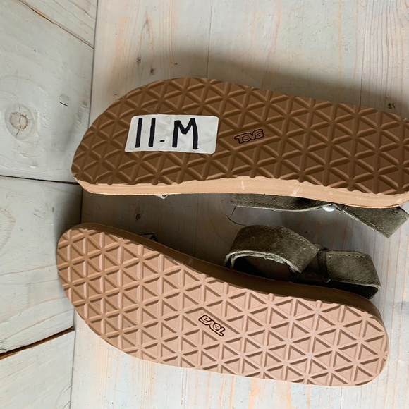 teva universal suede olive sandals new mens us 11 - Picture 2 of 3